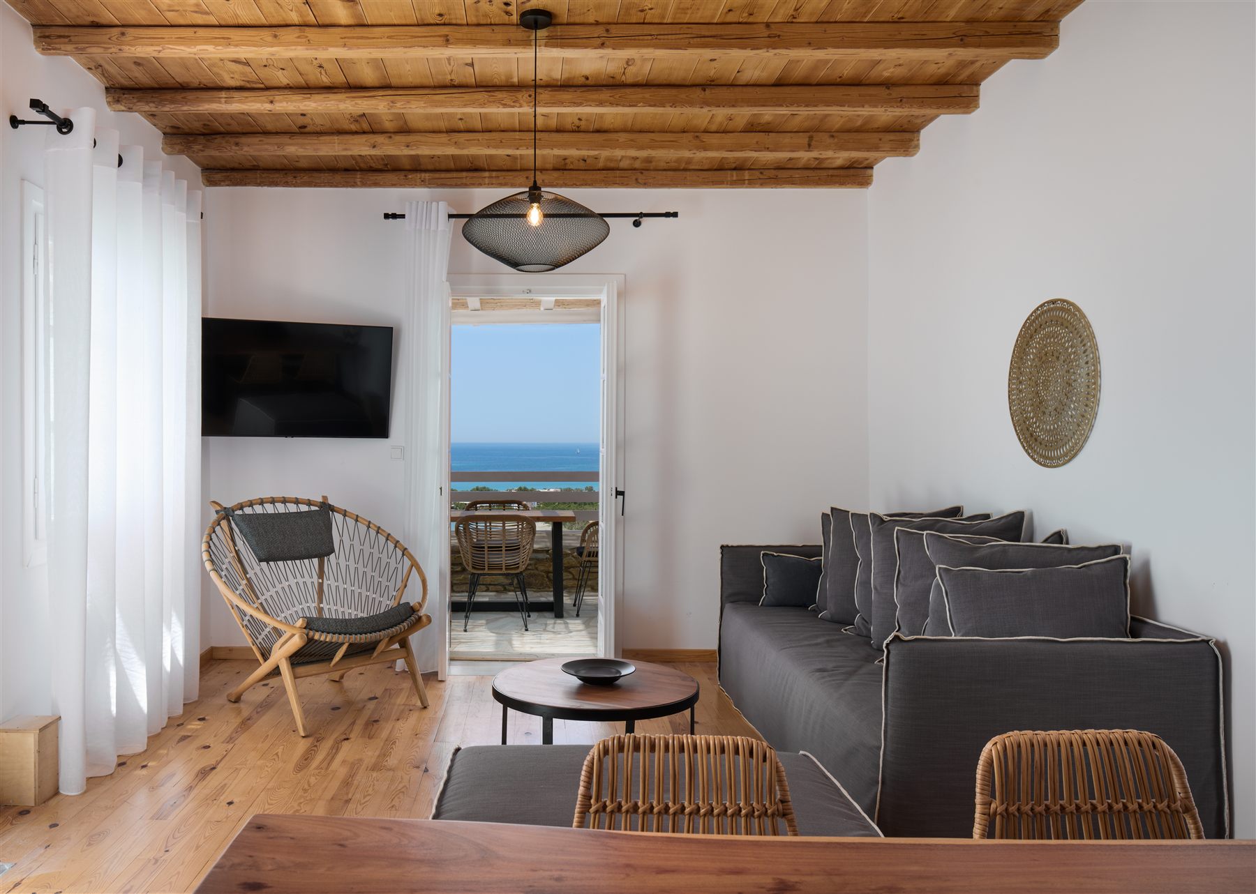 Villa Astra — separate living room