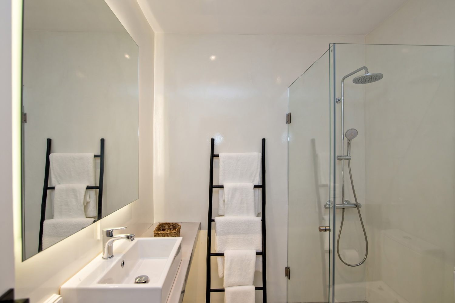 Villa Regina — bathroom