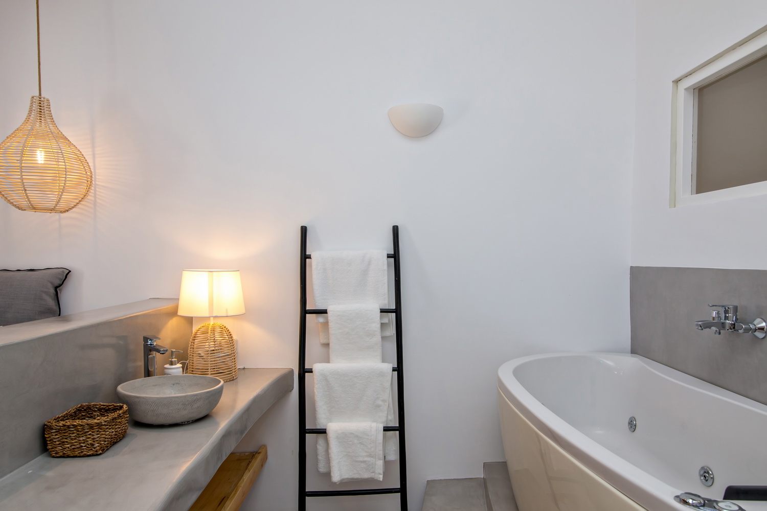 Villa Zoe — bathroom